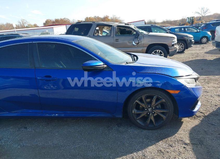 Photo 13 of 2019 Honda Civic SPORT (VIN 2HGFC2F82KH519352)