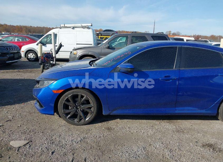 Photo 14 of 2019 Honda Civic SPORT (VIN 2HGFC2F82KH519352)