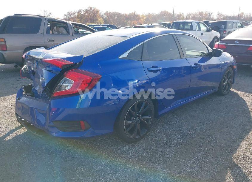 Photo 4 of 2019 Honda Civic SPORT (VIN 2HGFC2F82KH519352)