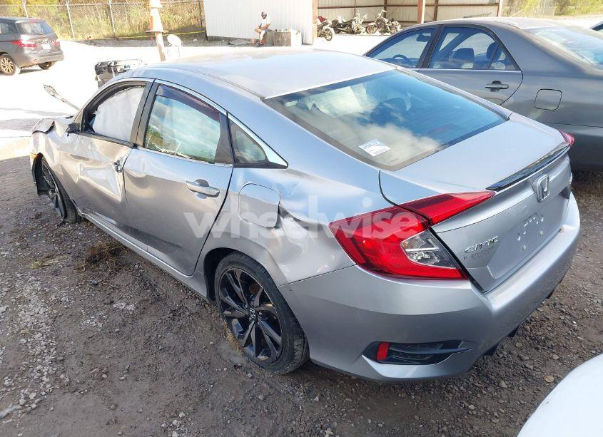 Photo 3 of 2019 Honda Civic SPORT (VIN 2HGFC2F82KH531811)