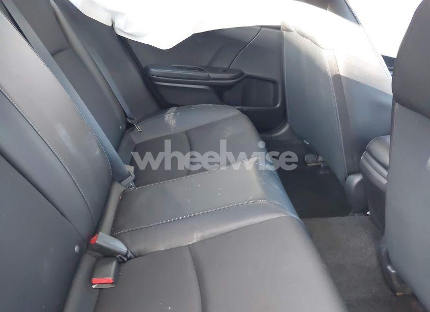 Photo 8 of 2019 Honda Civic SPORT (VIN 2HGFC2F82KH531811)