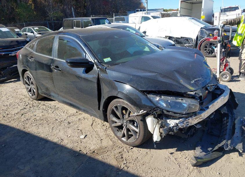 2019 Honda Civic SPORT (VIN 2HGFC2F82KH539195) main photo