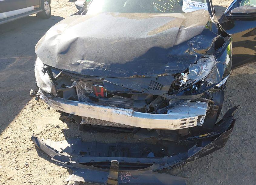 Photo 6 of 2019 Honda Civic SPORT (VIN 2HGFC2F82KH539195)