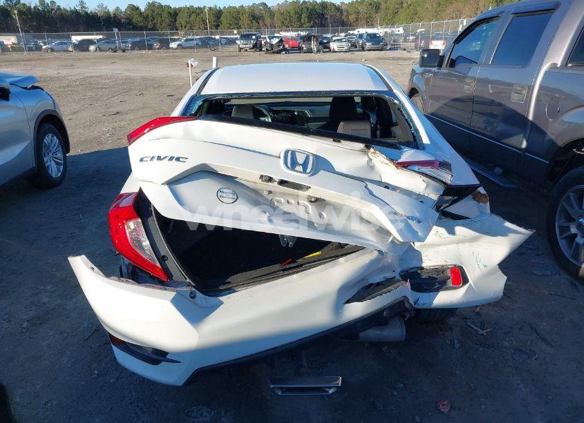 Photo 16 of 2019 Honda Civic SPORT (VIN 2HGFC2F82KH539441)