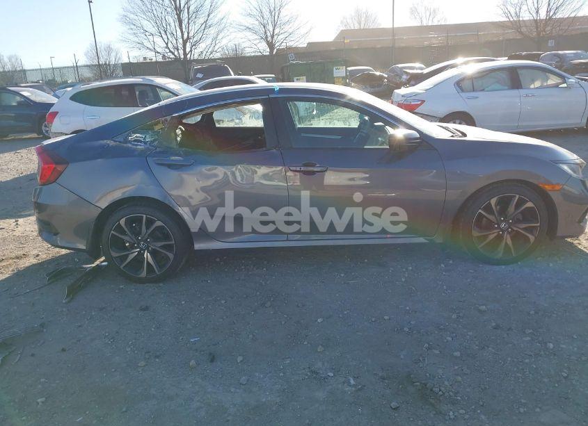 Photo 13 of 2019 Honda Civic SPORT (VIN 2HGFC2F82KH548706)