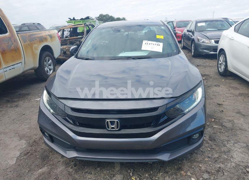 Photo 13 of 2019 Honda Civic SPORT (VIN 2HGFC2F82KH553789)