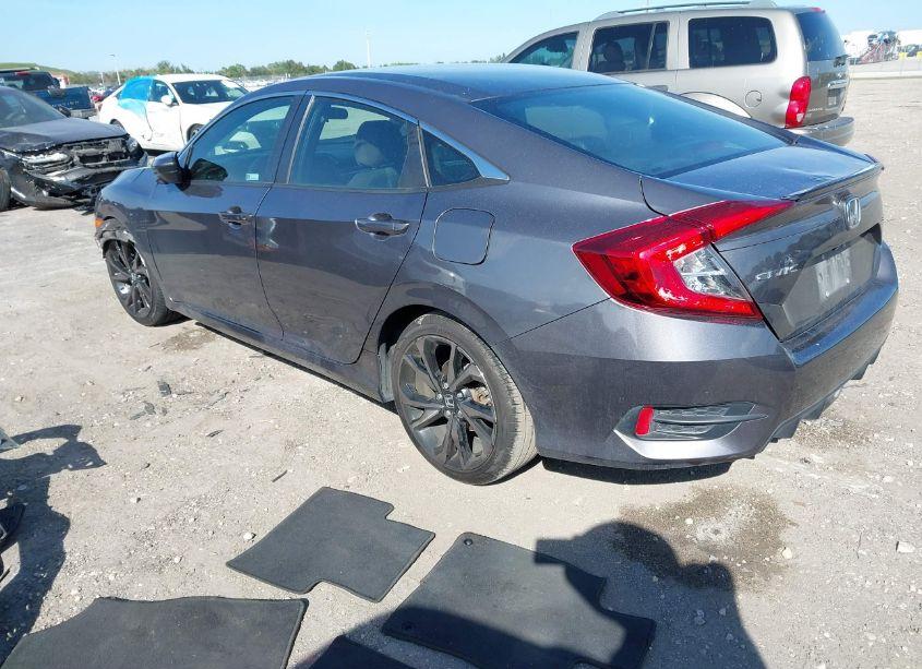 Photo 3 of 2019 Honda Civic SPORT (VIN 2HGFC2F82KH570253)