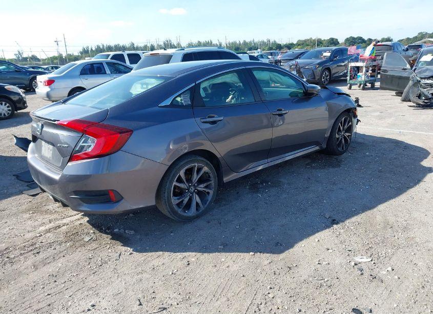 Photo 4 of 2019 Honda Civic SPORT (VIN 2HGFC2F82KH570253)