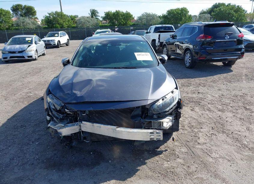 Photo 6 of 2019 Honda Civic SPORT (VIN 2HGFC2F82KH570253)