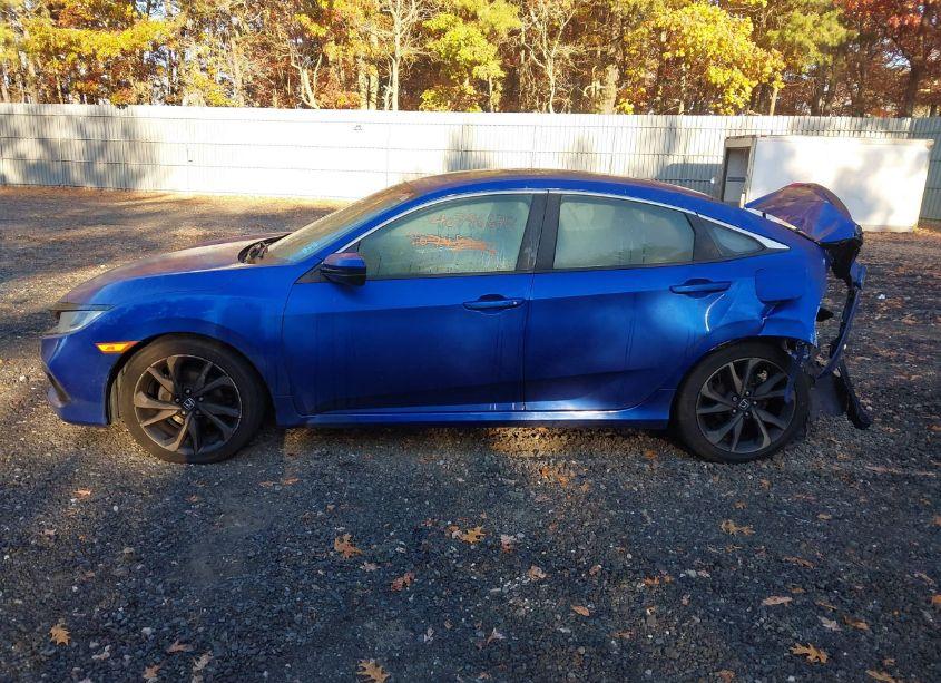 Photo 14 of 2019 Honda Civic SPORT (VIN 2HGFC2F82KH578756)