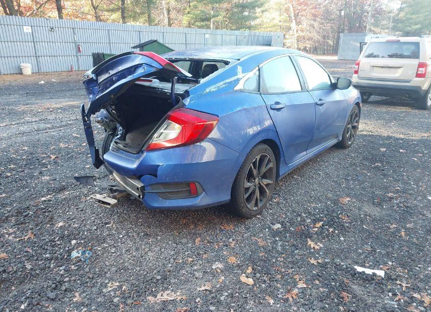 Photo 4 of 2019 Honda Civic SPORT (VIN 2HGFC2F82KH578756)