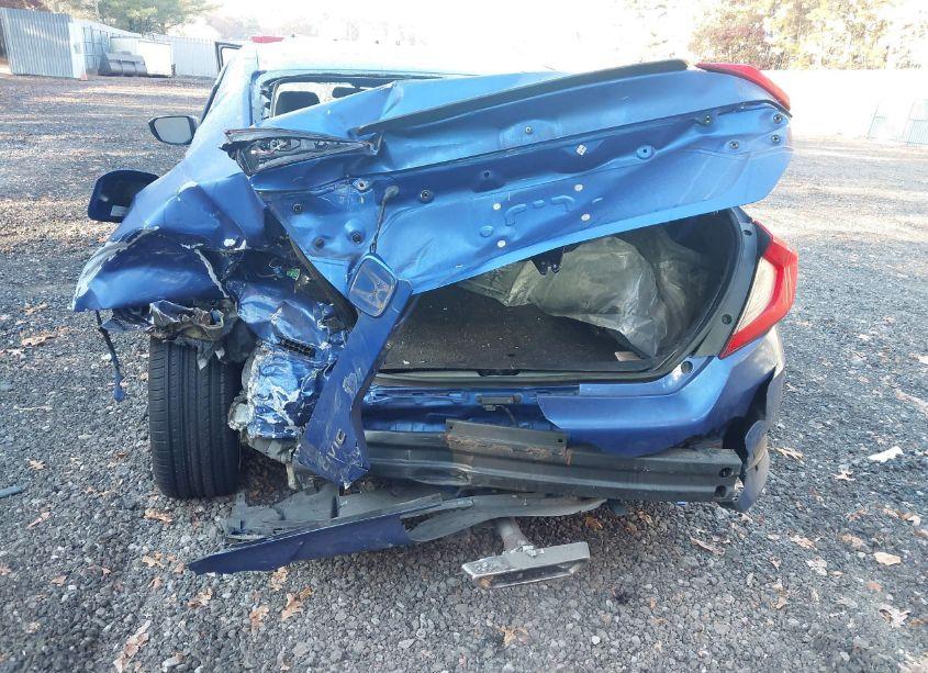 Photo 6 of 2019 Honda Civic SPORT (VIN 2HGFC2F82KH578756)