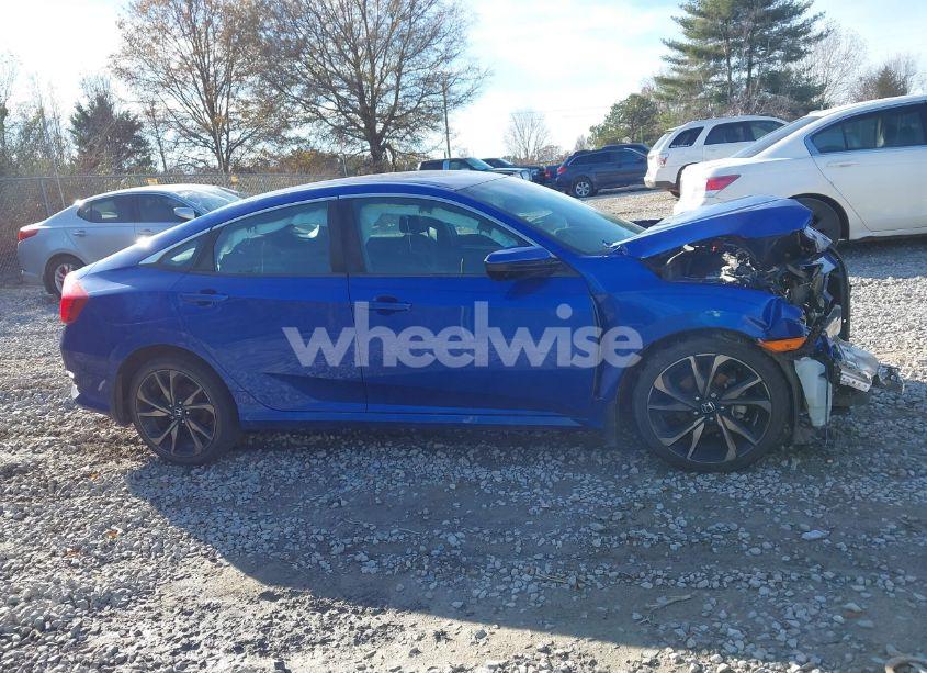Photo 13 of 2019 Honda Civic SPORT (VIN 2HGFC2F82KH585920)