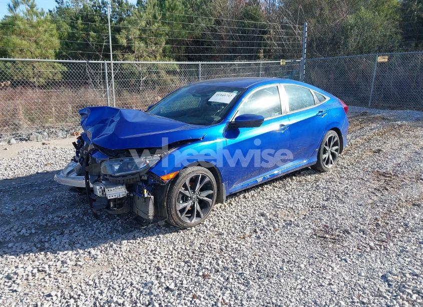 Photo 2 of 2019 Honda Civic SPORT (VIN 2HGFC2F82KH585920)