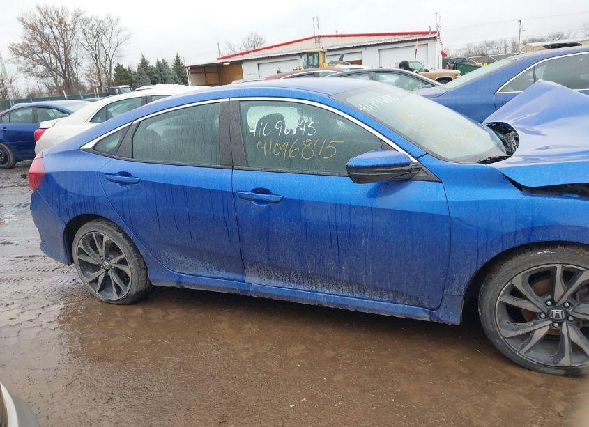 Photo 13 of 2019 Honda Civic SPORT (VIN 2HGFC2F82KH586002)