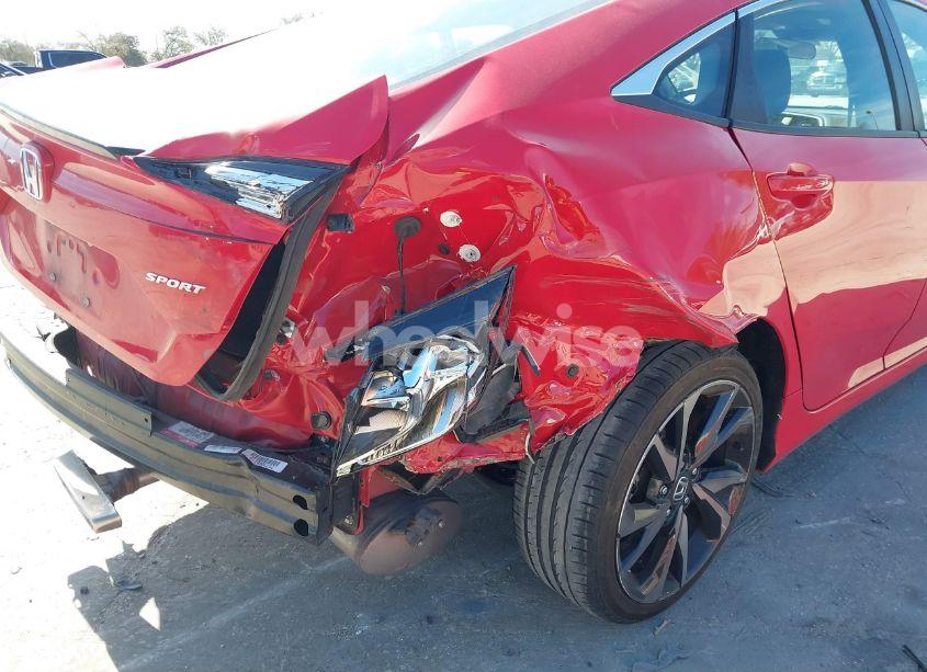 Photo 6 of 2019 Honda Civic SPORT (VIN 2HGFC2F82KH588381)