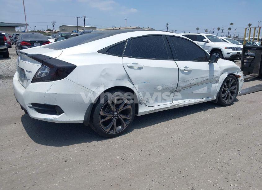Photo 4 of 2020 Honda Civic SPORT (VIN 2HGFC2F82LH569623)