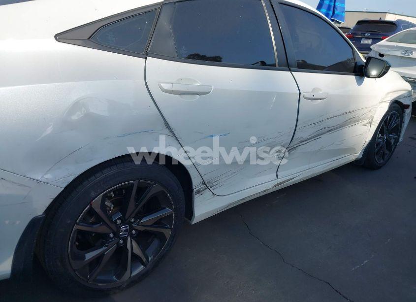 Photo 6 of 2020 Honda Civic SPORT (VIN 2HGFC2F82LH569623)