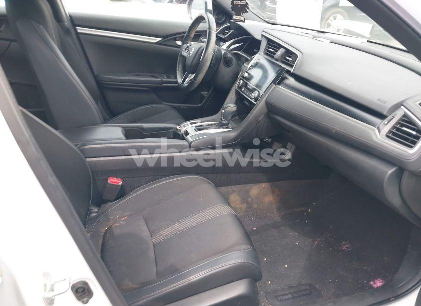 Photo 5 of 2021 Honda Civic SPORT (VIN 2HGFC2F82MH511755)