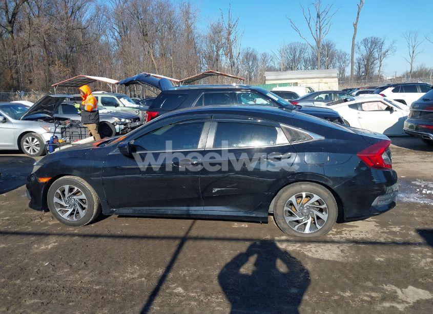 Photo 14 of 2017 Honda Civic EX (VIN 2HGFC2F83HH509552)