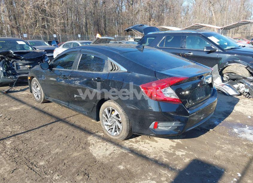 Photo 3 of 2017 Honda Civic EX (VIN 2HGFC2F83HH509552)
