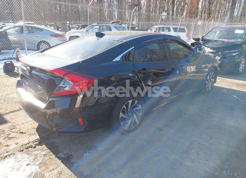 Photo 4 of 2017 Honda Civic EX (VIN 2HGFC2F83HH509552)