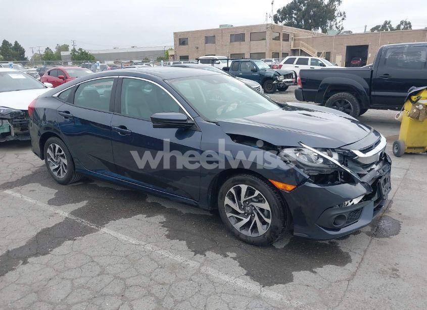 2017 Honda Civic EX (VIN 2HGFC2F83HH523001) main photo