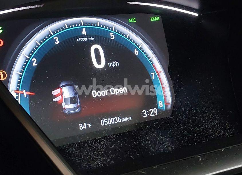 Photo 15 of 2018 Honda Civic EX (VIN 2HGFC2F83JH608443)