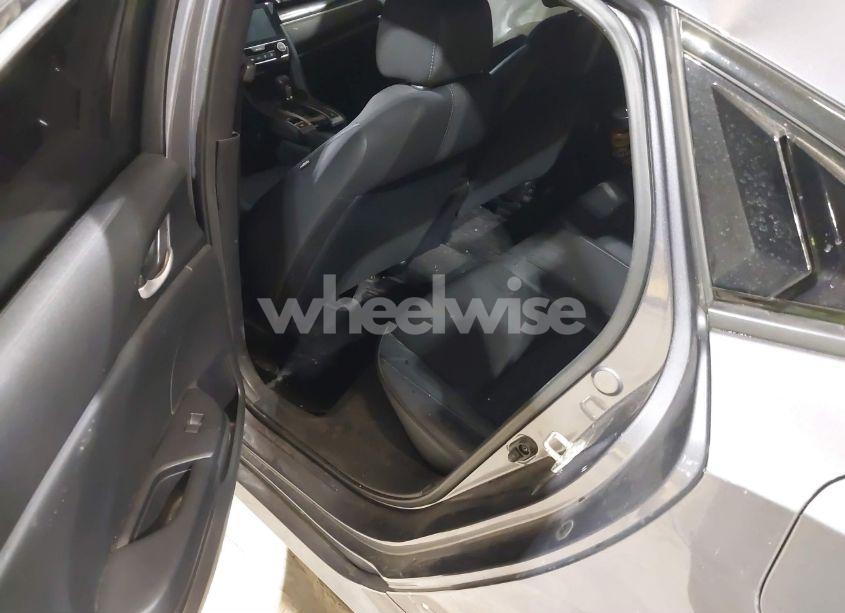 Photo 8 of 2019 Honda Civic SPORT (VIN 2HGFC2F83KH524771)