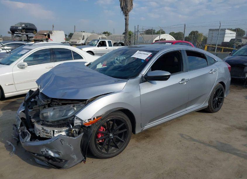 Photo 2 of 2019 Honda Civic SPORT (VIN 2HGFC2F83KH529887)