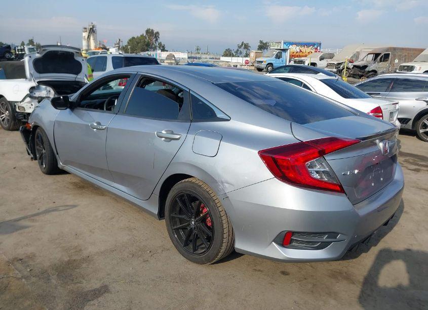 Photo 3 of 2019 Honda Civic SPORT (VIN 2HGFC2F83KH529887)