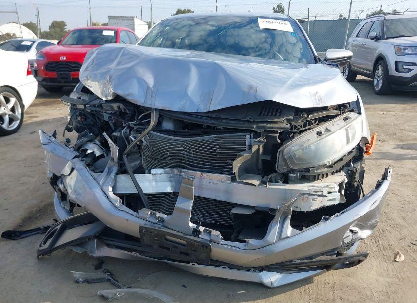 Photo 6 of 2019 Honda Civic SPORT (VIN 2HGFC2F83KH529887)