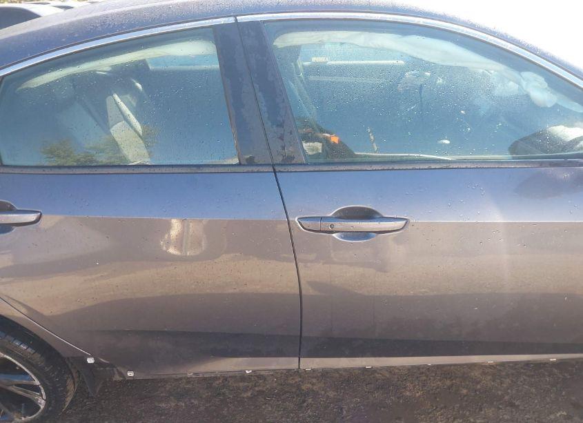 Photo 14 of 2019 Honda Civic SPORT (VIN 2HGFC2F83KH529906)