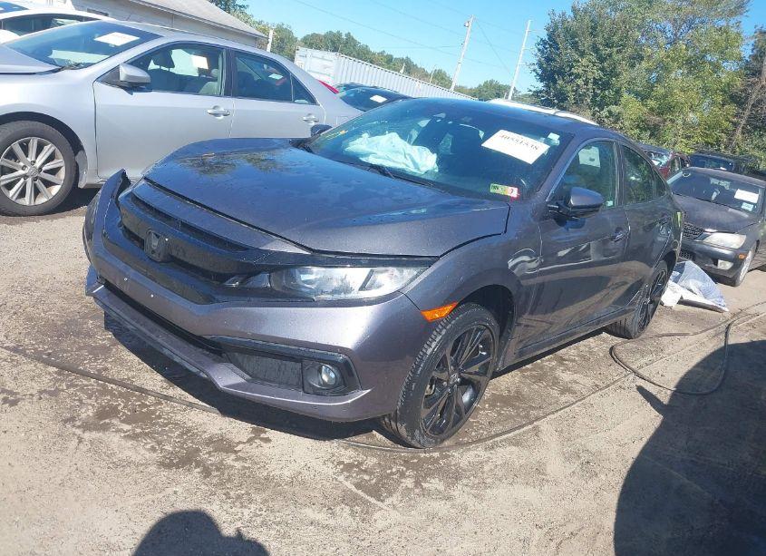 Photo 2 of 2019 Honda Civic SPORT (VIN 2HGFC2F83KH529906)