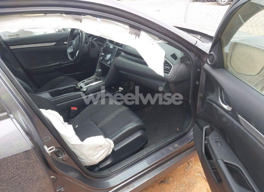 Photo 5 of 2019 Honda Civic SPORT (VIN 2HGFC2F83KH562064)