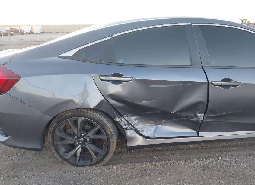 Photo 6 of 2019 Honda Civic SPORT (VIN 2HGFC2F83KH570844)