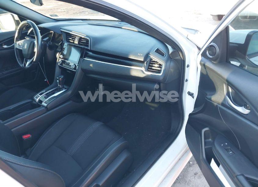 Photo 5 of 2020 Honda Civic SPORT (VIN 2HGFC2F83LH551308)