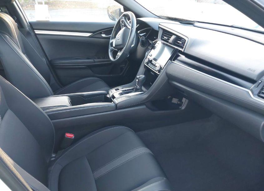 Photo 5 of 2021 Honda Civic SPORT (VIN 2HGFC2F83MH509657)