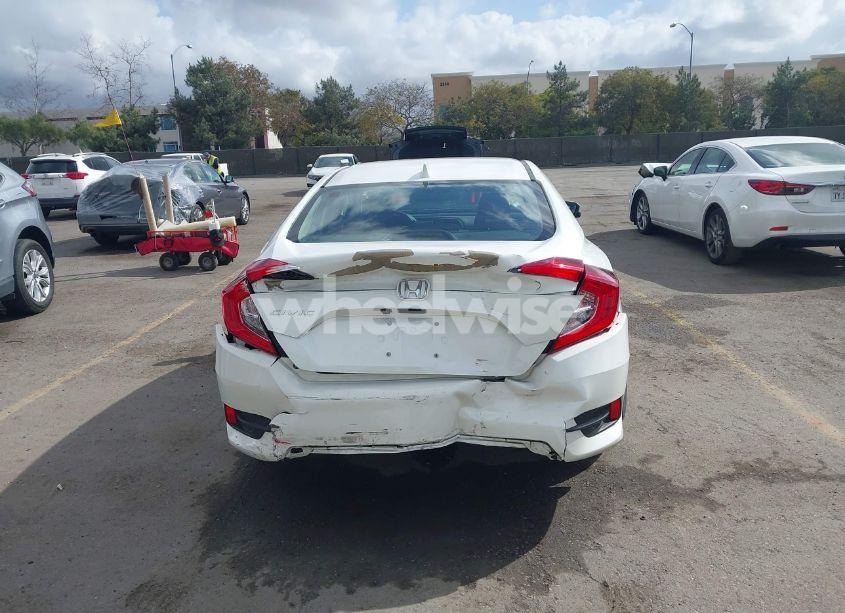 Photo 17 of 2018 Honda Civic EX (VIN 2HGFC2F84JH538113)
