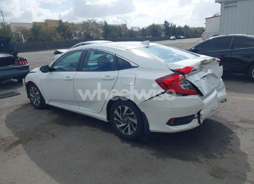 Photo 3 of 2018 Honda Civic EX (VIN 2HGFC2F84JH538113)