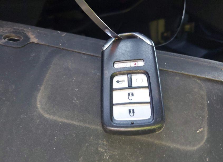 Photo 11 of 2019 Honda Civic SPORT (VIN 2HGFC2F84KH503461)