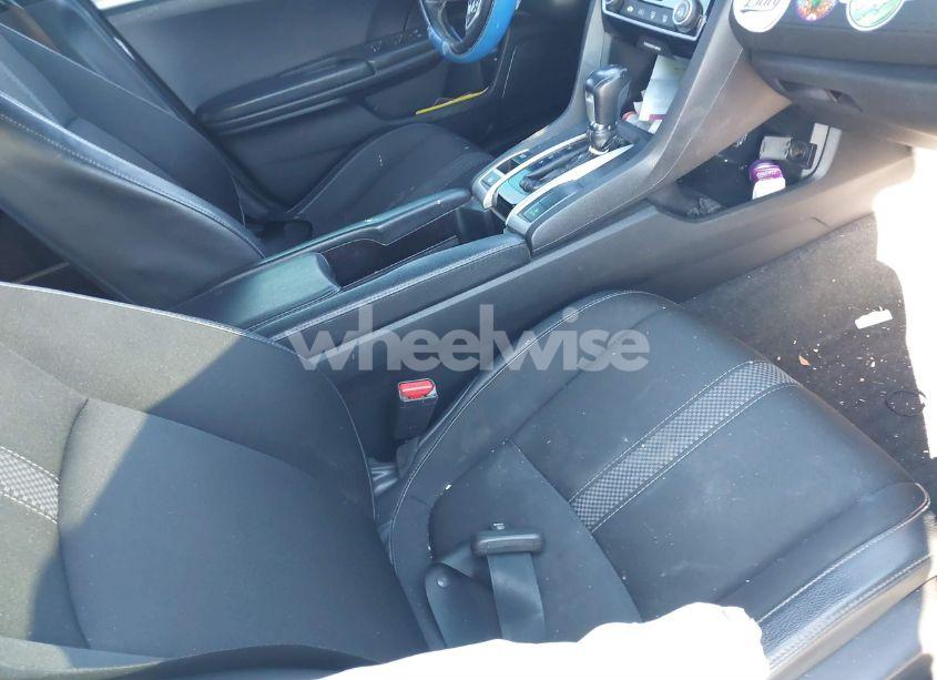 Photo 5 of 2019 Honda Civic SPORT (VIN 2HGFC2F84KH511415)