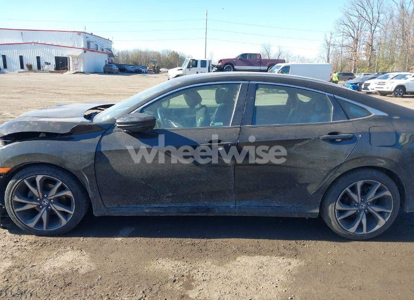 Photo 14 of 2019 Honda Civic SPORT (VIN 2HGFC2F84KH519997)