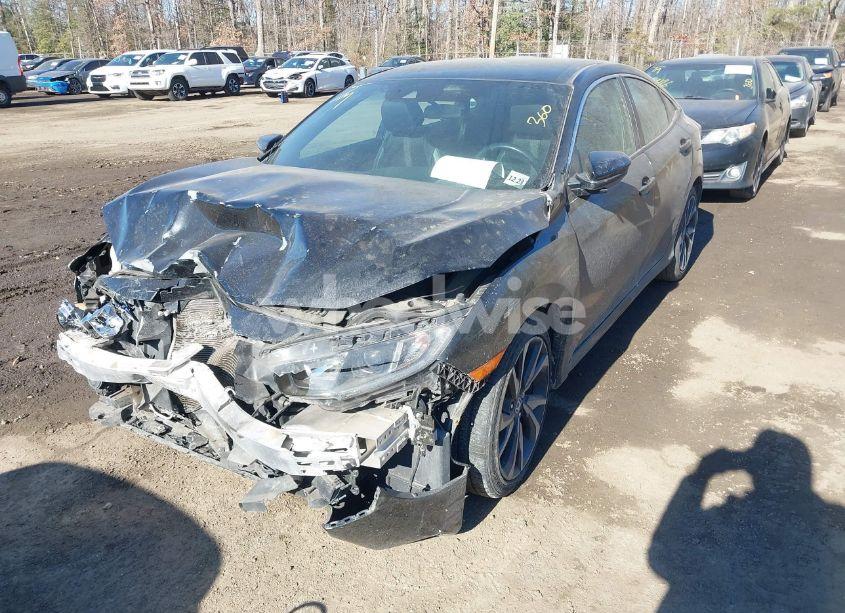 Photo 2 of 2019 Honda Civic SPORT (VIN 2HGFC2F84KH519997)