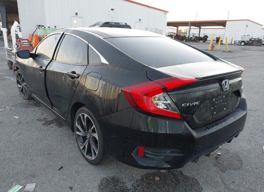 Photo 3 of 2019 Honda Civic SPORT (VIN 2HGFC2F84KH575938)