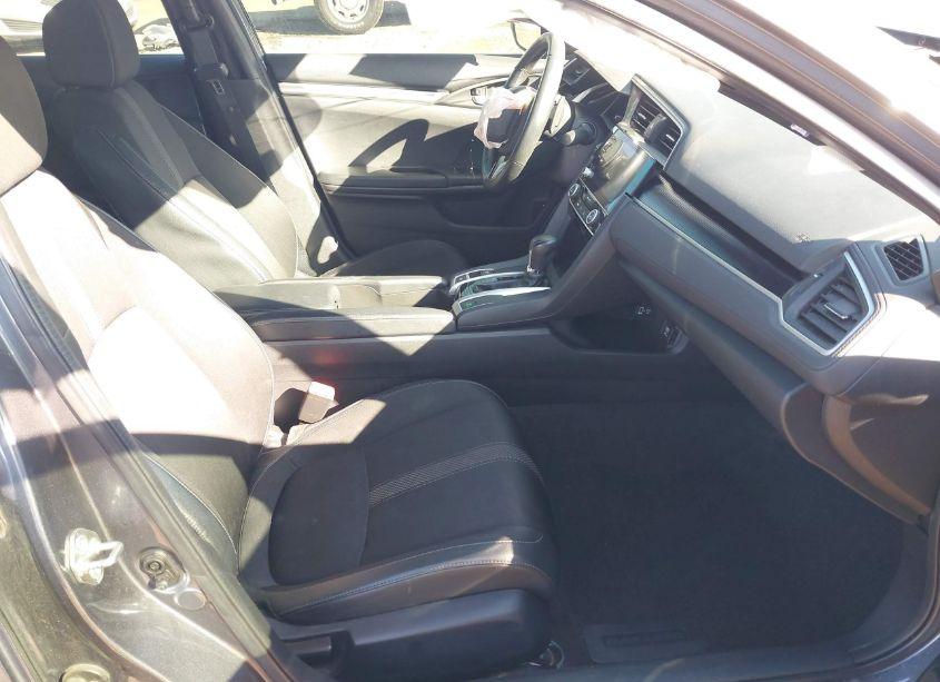 Photo 5 of 2020 Honda Civic SPORT (VIN 2HGFC2F84LH542259)