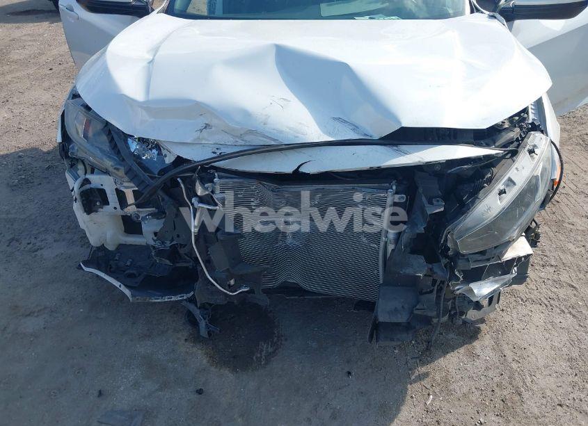 Photo 6 of 2020 Honda Civic SPORT (VIN 2HGFC2F84LH578047)