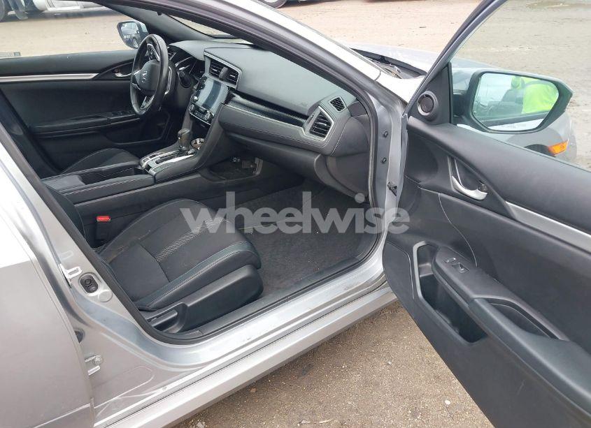 Photo 5 of 2021 Honda Civic SPORT (VIN 2HGFC2F84MH519808)