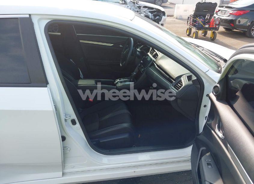 Photo 5 of 2021 Honda Civic SPORT (VIN 2HGFC2F84MH538827)