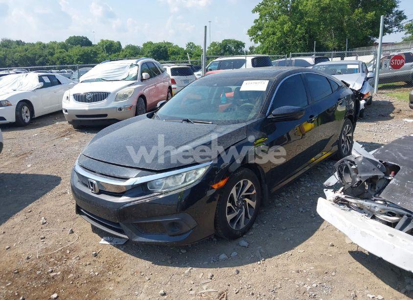 Photo 2 of 2018 Honda Civic EX (VIN 2HGFC2F85JH582847)